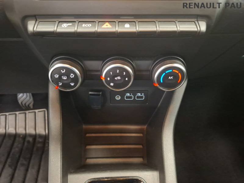 Renault Clio - Photo 25