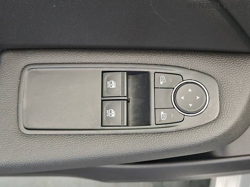 Renault Clio - Photo 28