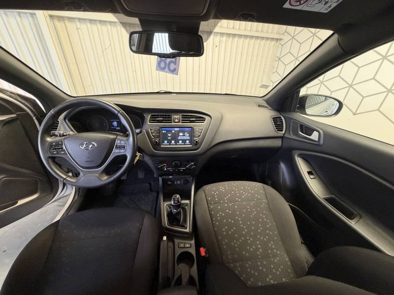Hyundai i20 - Photo 11