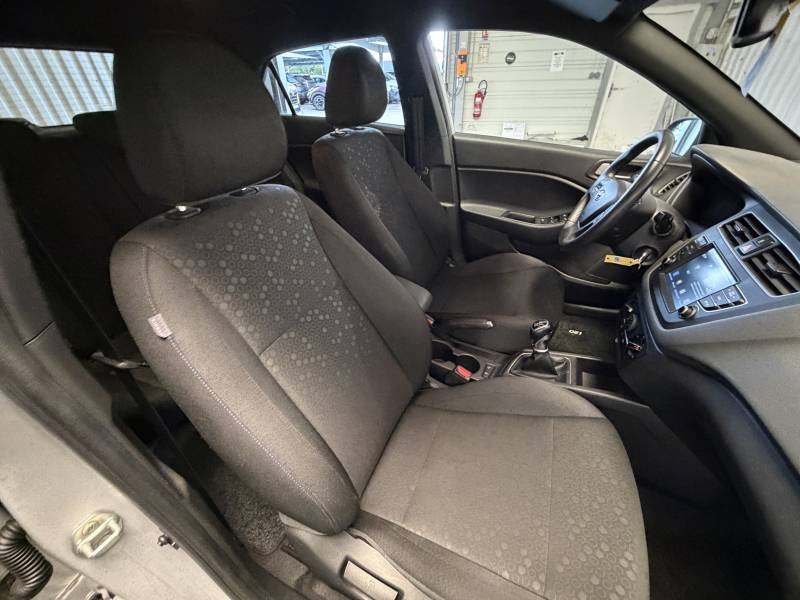 Hyundai i20 - Photo 12