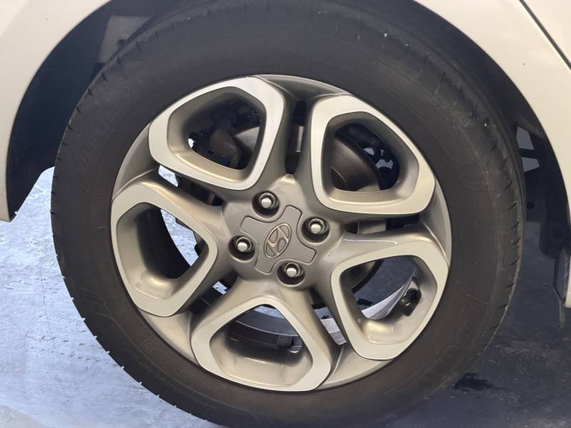 Hyundai i20 - Photo 17