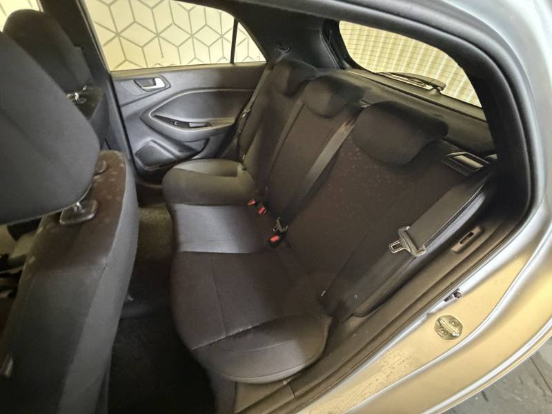 Hyundai i20 - Photo 40