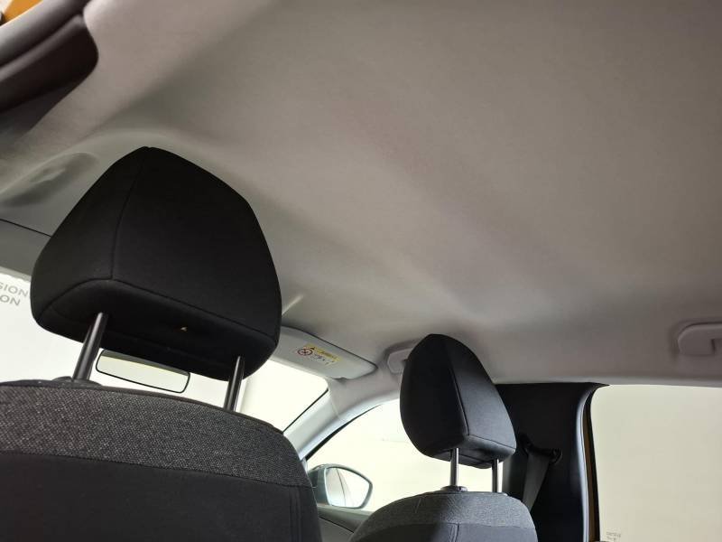 Peugeot 208 - Photo 16
