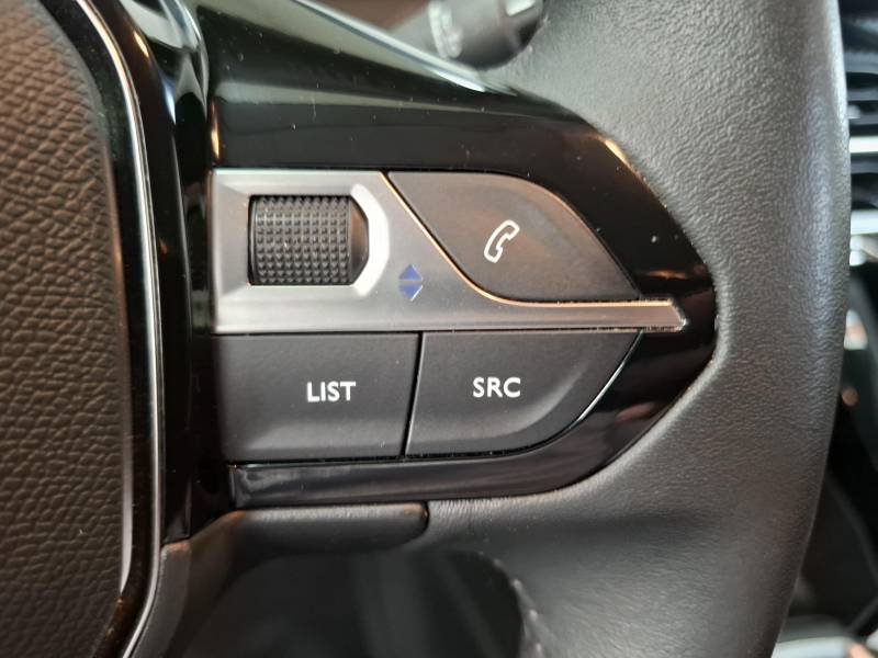 Peugeot 208 - Photo 24