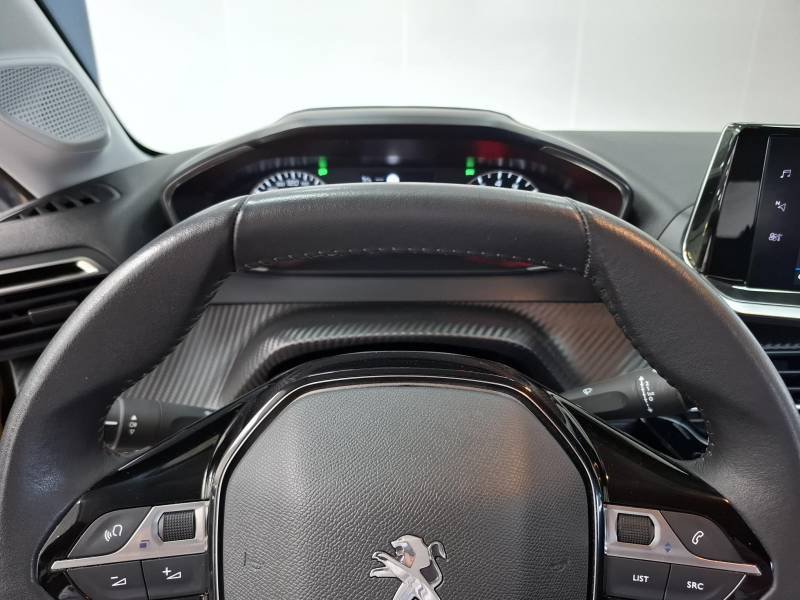 Peugeot 208 - Photo 25