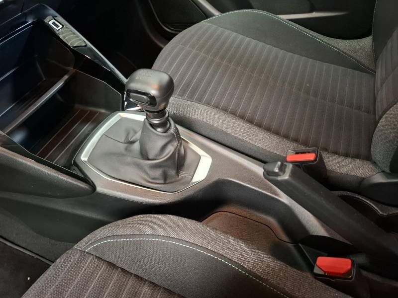 Peugeot 208 - Photo 29