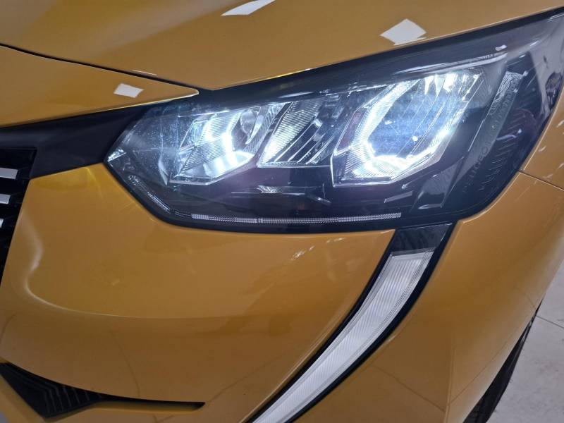 Peugeot 208 - Photo 35