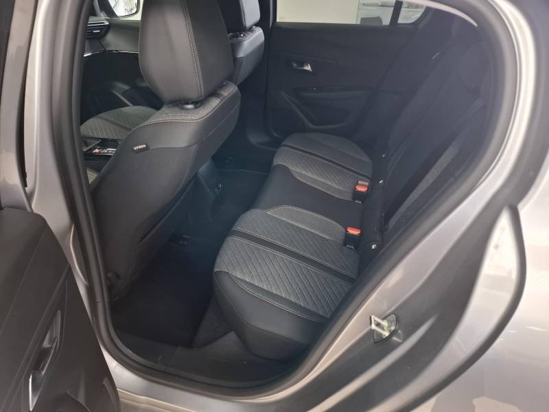 Peugeot 208 - Photo 14