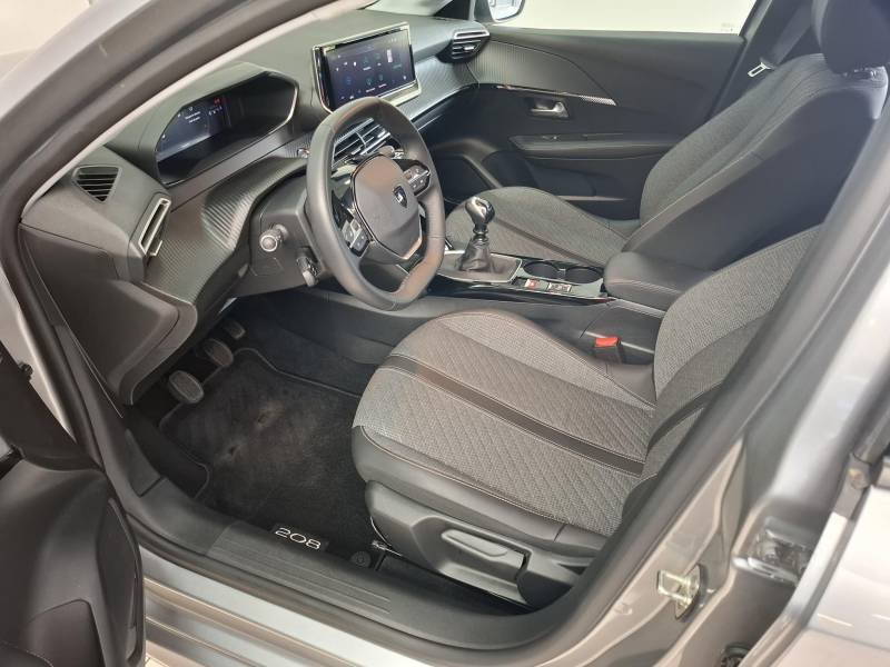 Peugeot 208 - Photo 20
