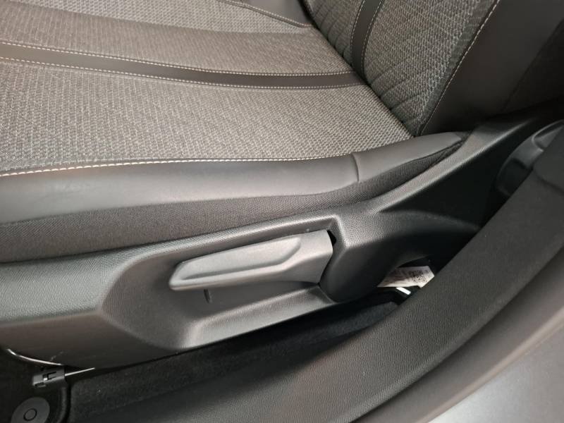 Peugeot 208 - Photo 22
