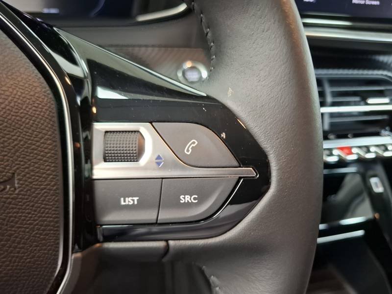 Peugeot 208 - Photo 24