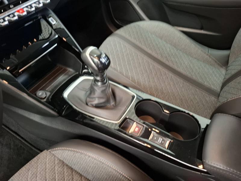 Peugeot 208 - Photo 29