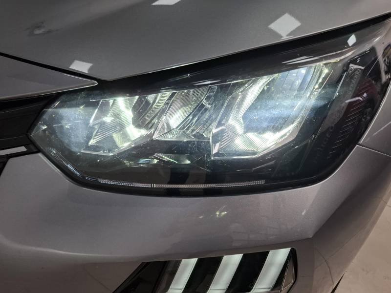 Peugeot 208 - Photo 36