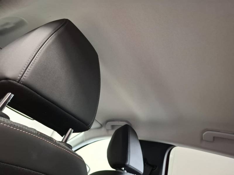 Peugeot 208 - Photo 15