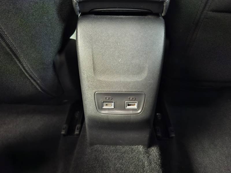 Peugeot 208 - Photo 16
