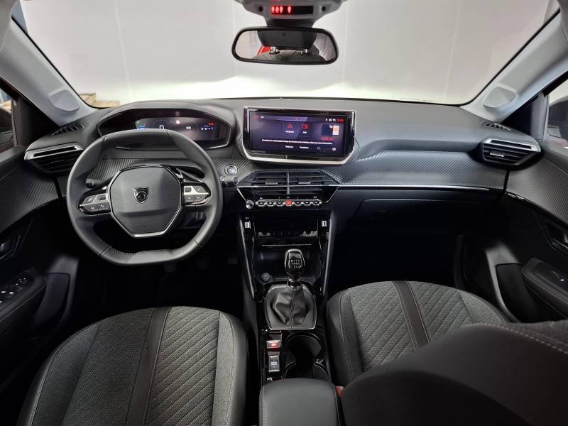 Peugeot 208 - Photo 18