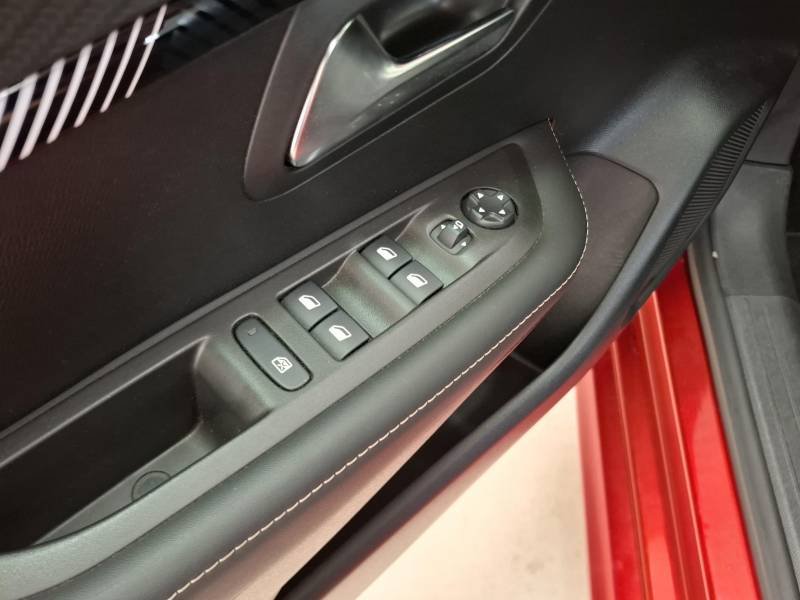 Peugeot 208 - Photo 20