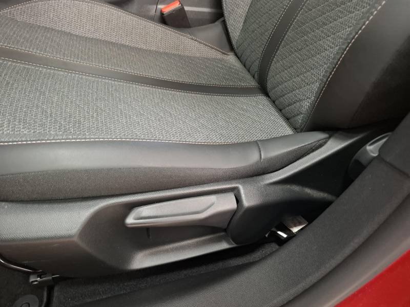 Peugeot 208 - Photo 21