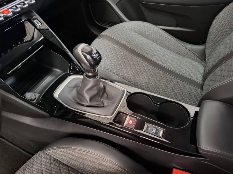Peugeot 208 - Photo 28