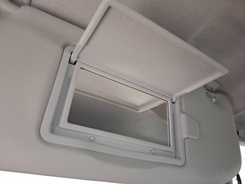 Peugeot 208 - Photo 31