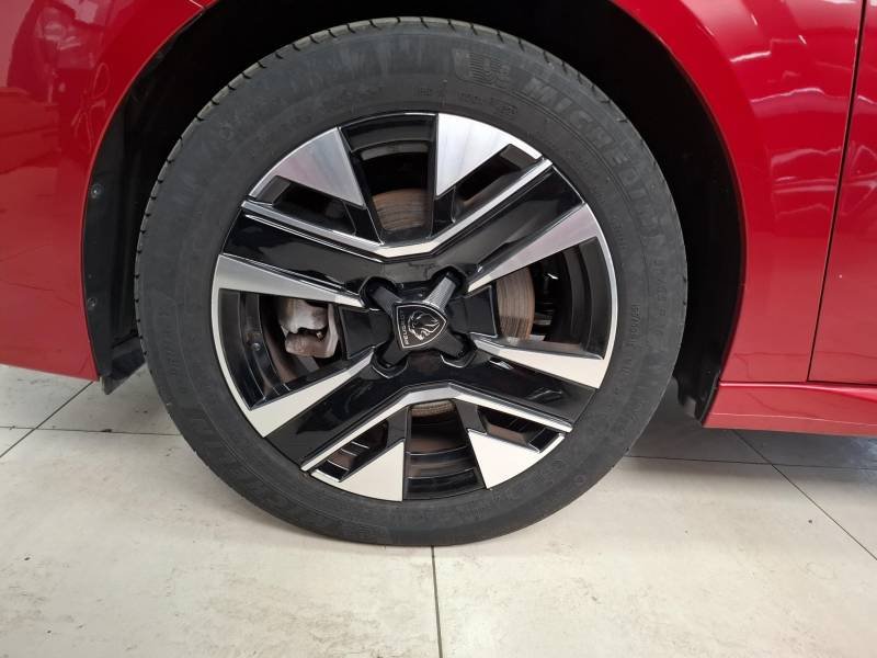 Peugeot 208 - Photo 9