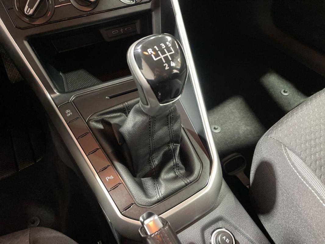 Volkswagen Polo - Photo 11