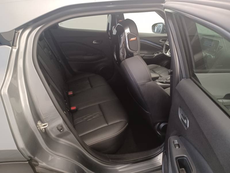 Nissan Juke - Photo 11