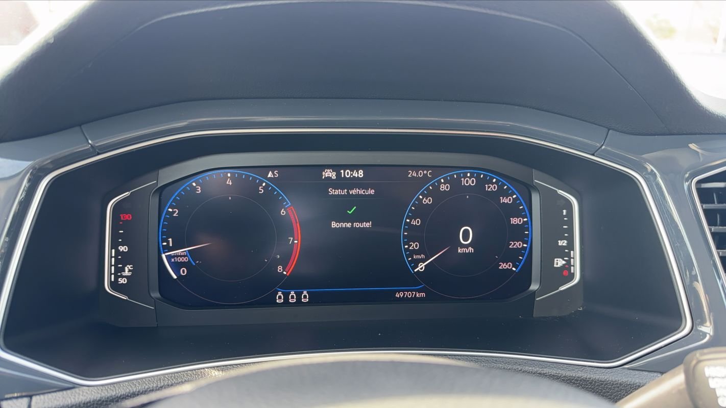 Volkswagen T-Roc - Photo 12