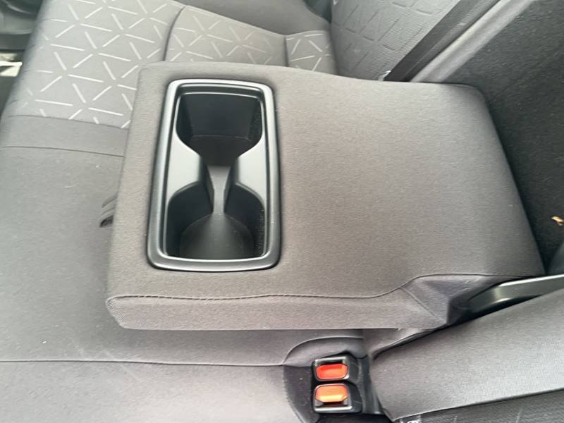 Toyota RAV4 - Photo 20