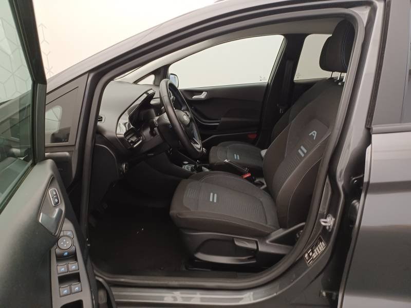 Ford Fiesta - Photo 24