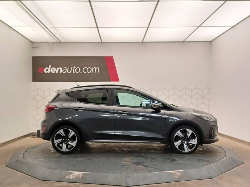 Ford Fiesta - Photo 6