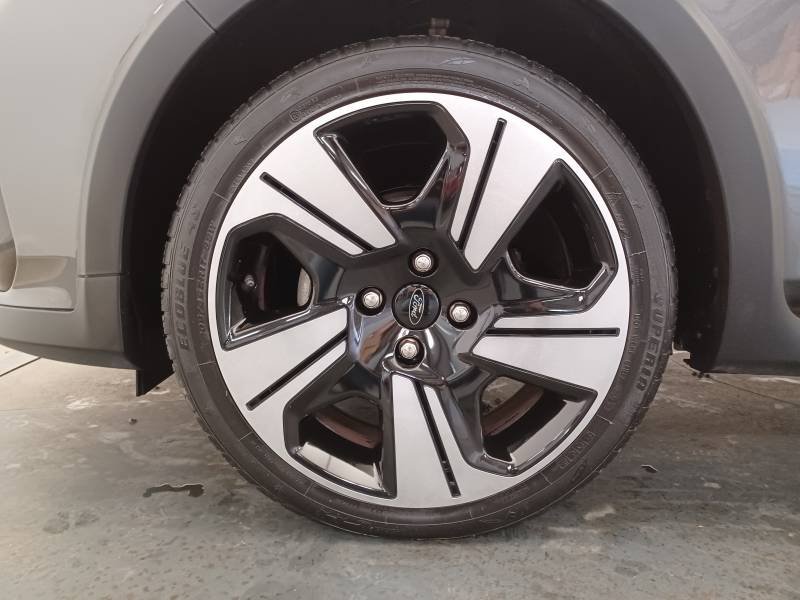 Ford Fiesta - Photo 9