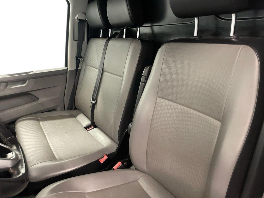 Volkswagen Transporter - Photo 23