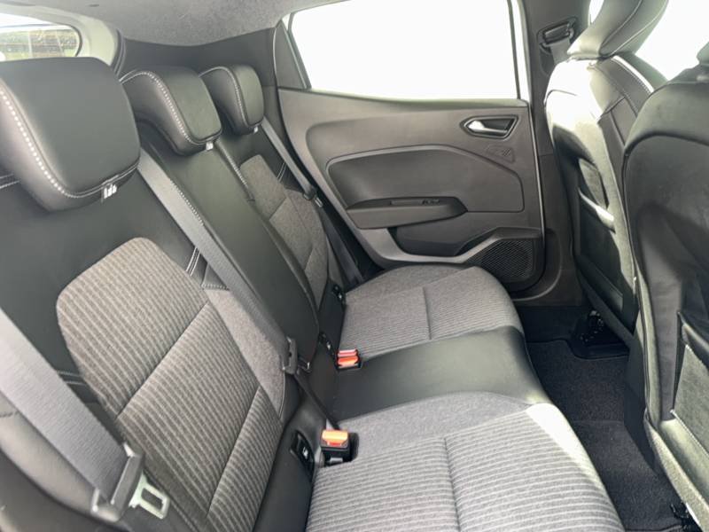 Renault Clio - Photo 11