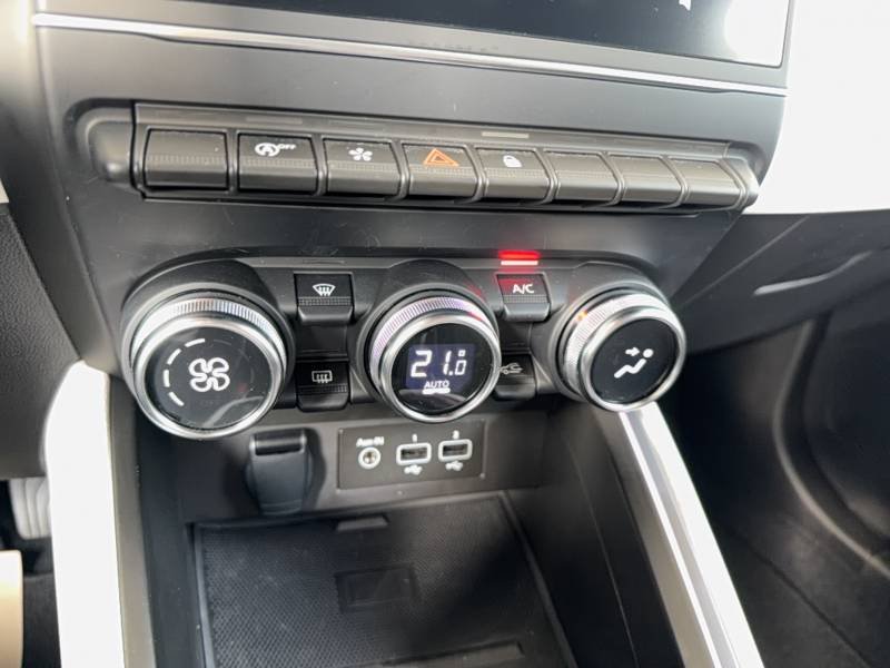 Renault Clio - Photo 21