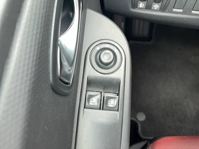Renault Clio - Photo 13
