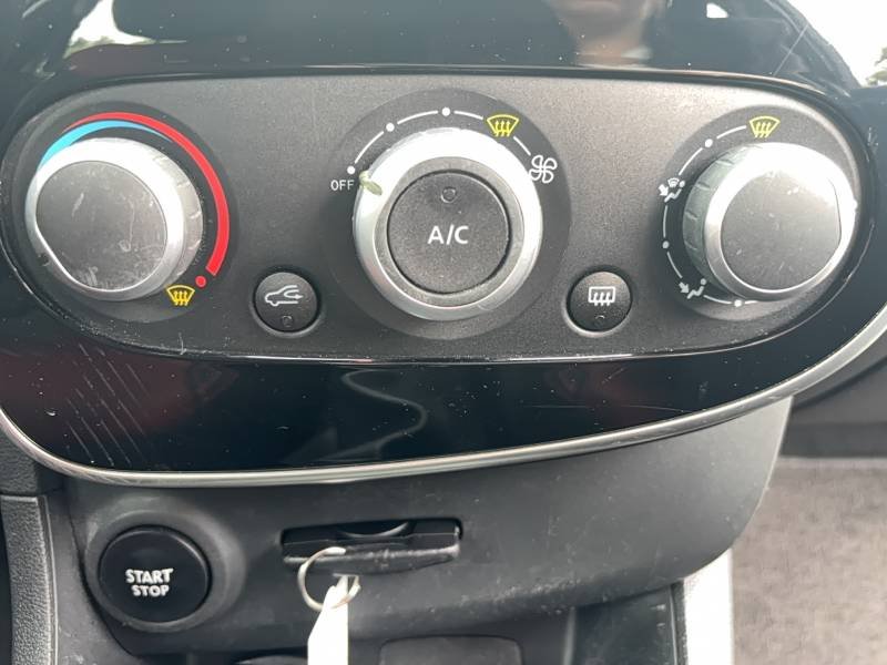 Renault Clio - Photo 23