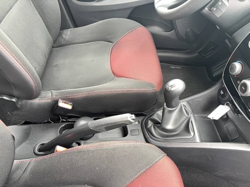Renault Clio - Photo 26