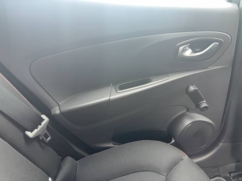 Renault Clio - Photo 29