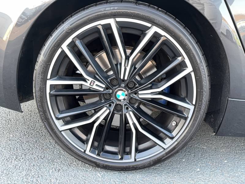 BMW Série 5 - Photo 18