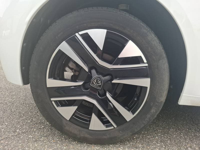 Peugeot 208 - Photo 14