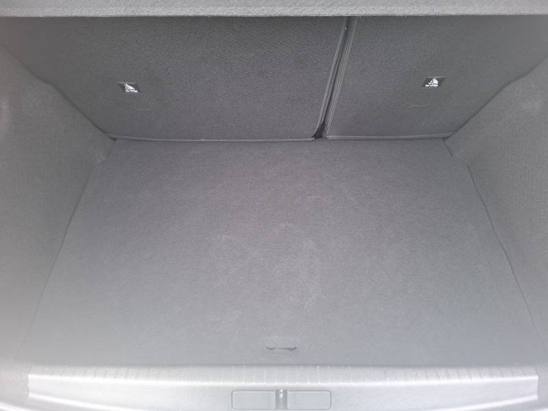 Peugeot 208 - Photo 16