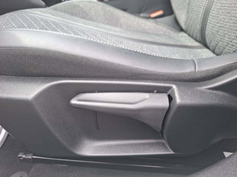 Peugeot 208 - Photo 23