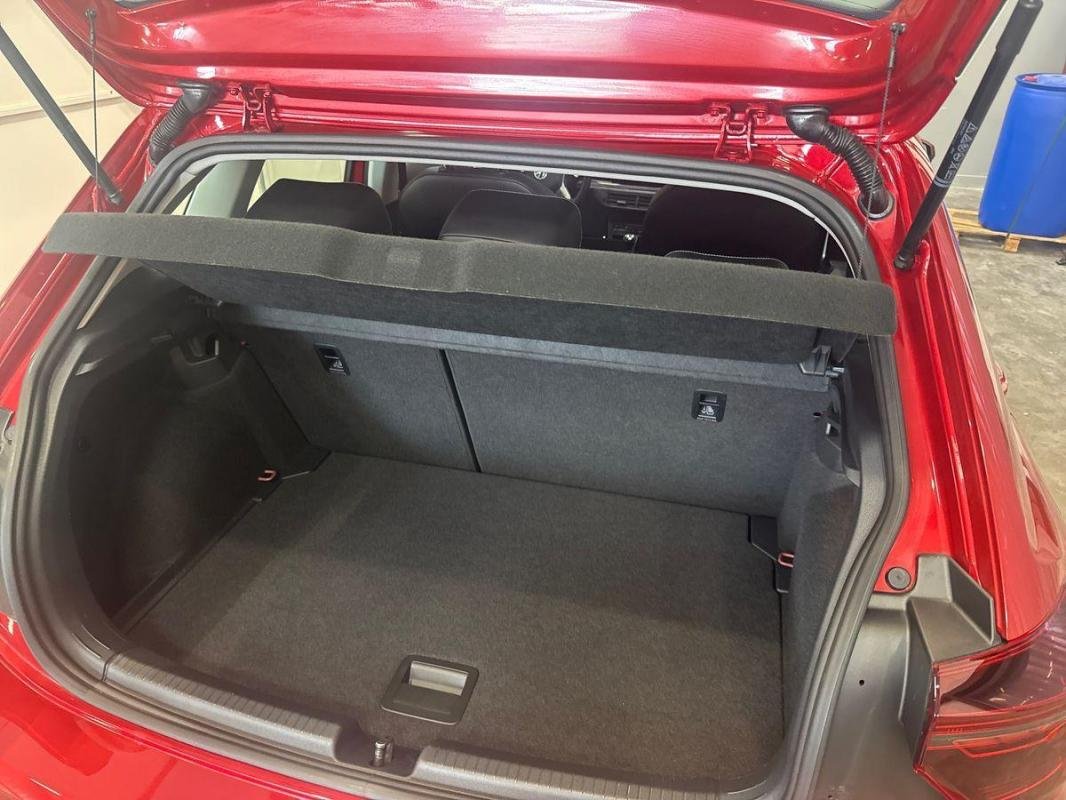 Volkswagen Polo - Photo 32