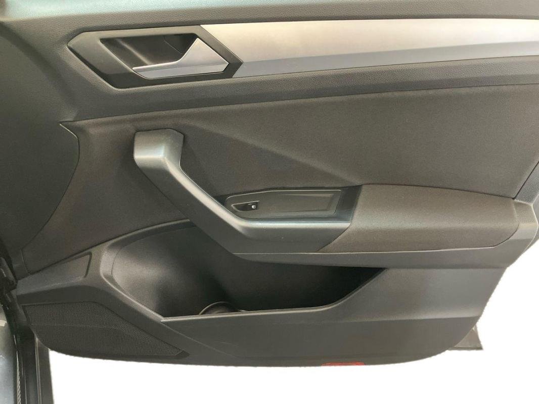 Volkswagen T-Roc - Photo 15