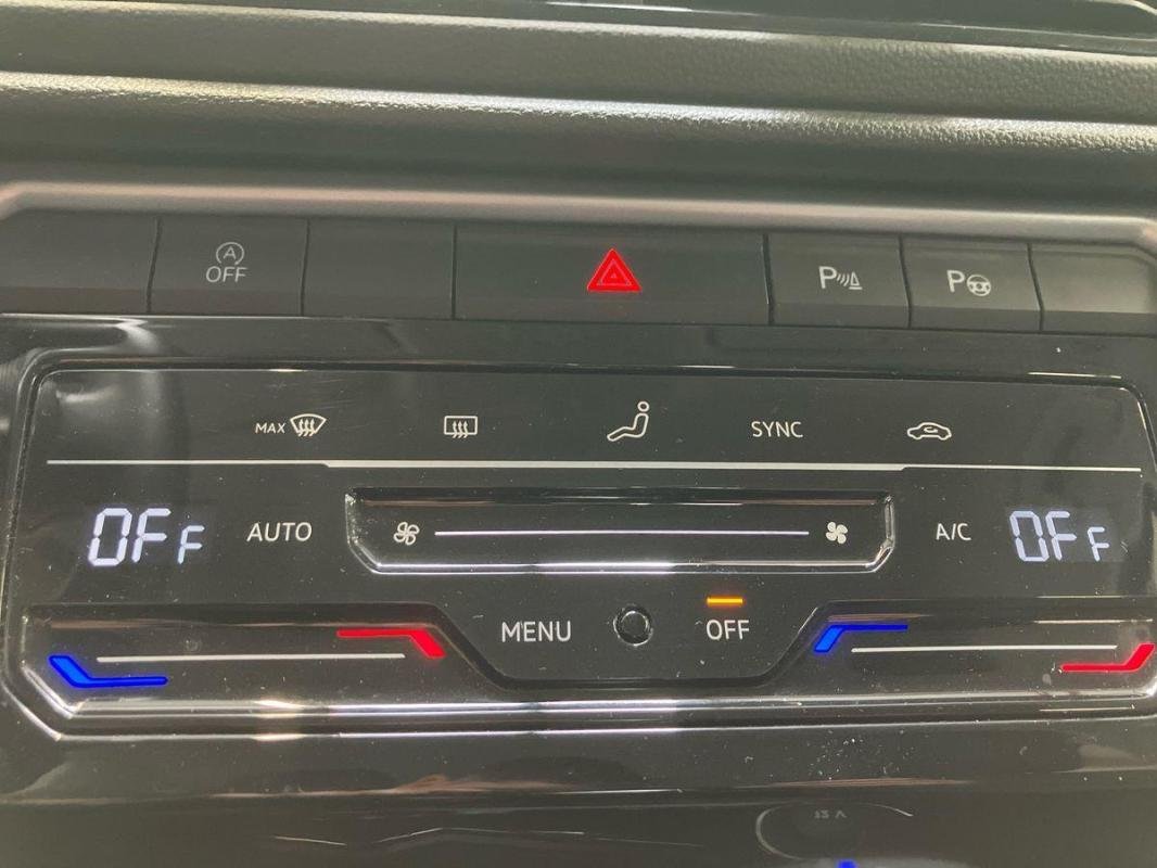 Volkswagen T-Roc - Photo 19
