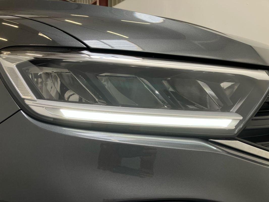Volkswagen T-Roc - Photo 26