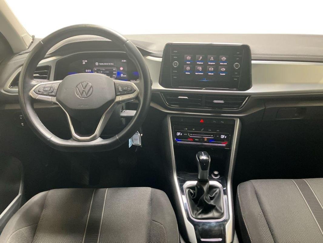 Volkswagen T-Roc - Photo 8