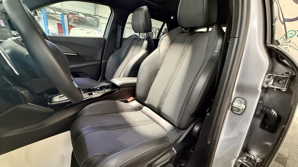 Peugeot 2008 - Photo 11