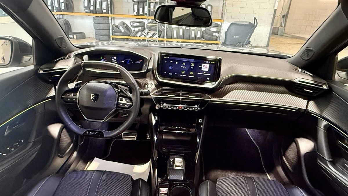 Peugeot 2008 - Photo 12